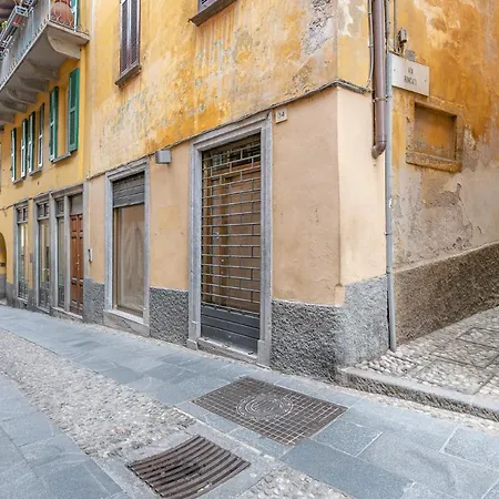 Апартаменты Easy Welcome Casa Roncati - *