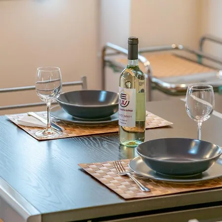 Апартаменты Easy Welcome Casa Roncati - *