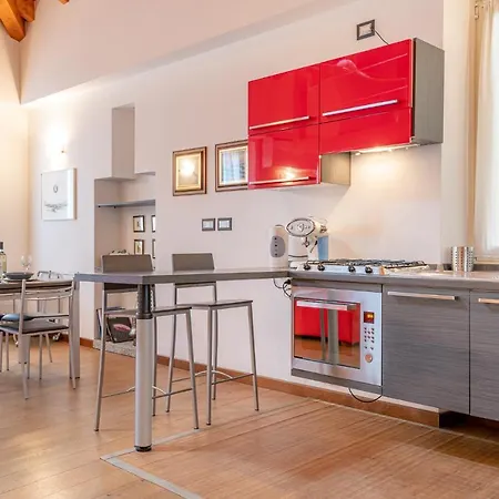 Easy Welcome Casa Roncati - *